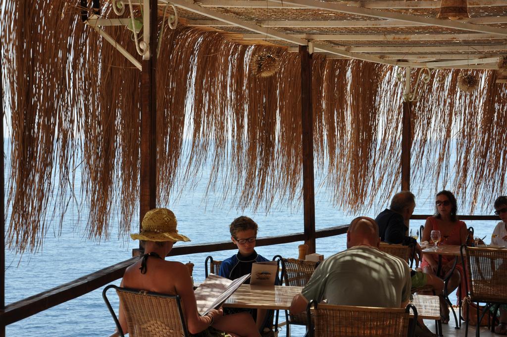 Caretta Hotel Калкан Экстерьер фото