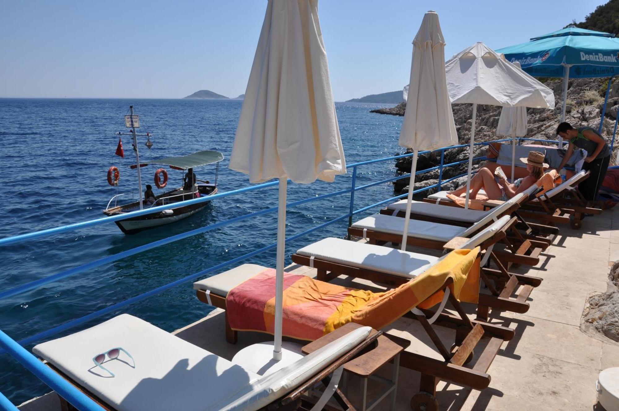 Caretta Hotel Калкан Экстерьер фото